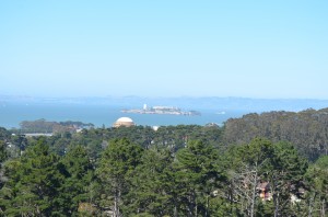 View_of_Alcatraz_and_Palace_of_Fine_Arts_from Presidio_Inspiration_Point