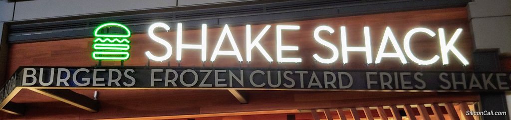 Shake_Shack_San_Mateo_sign_SiliconCali